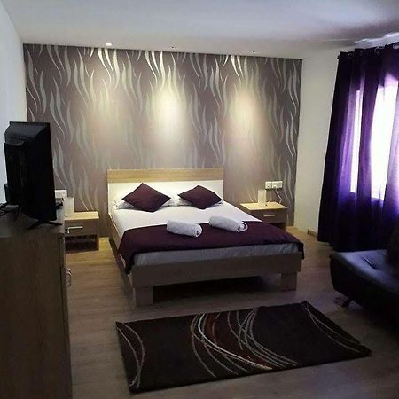 Sunstone Boutique Guest House Buġibba Dış mekan fotoğraf