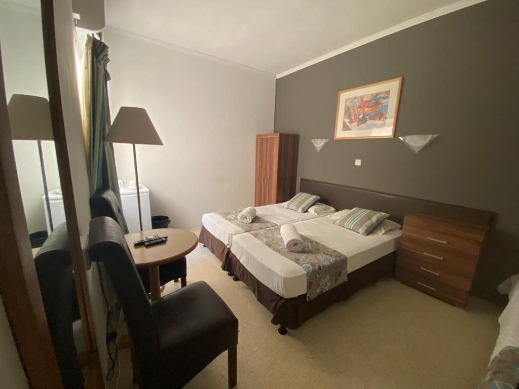 Sunstone Boutique Guest House Buġibba Dış mekan fotoğraf