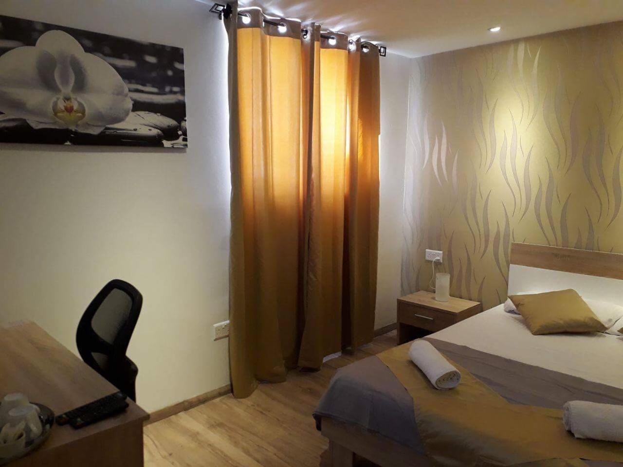 Sunstone Boutique Guest House Buġibba Dış mekan fotoğraf