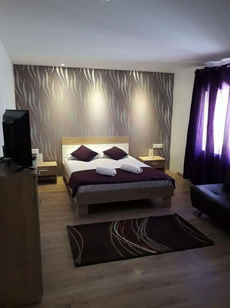 Sunstone Boutique Guest House Buġibba Dış mekan fotoğraf