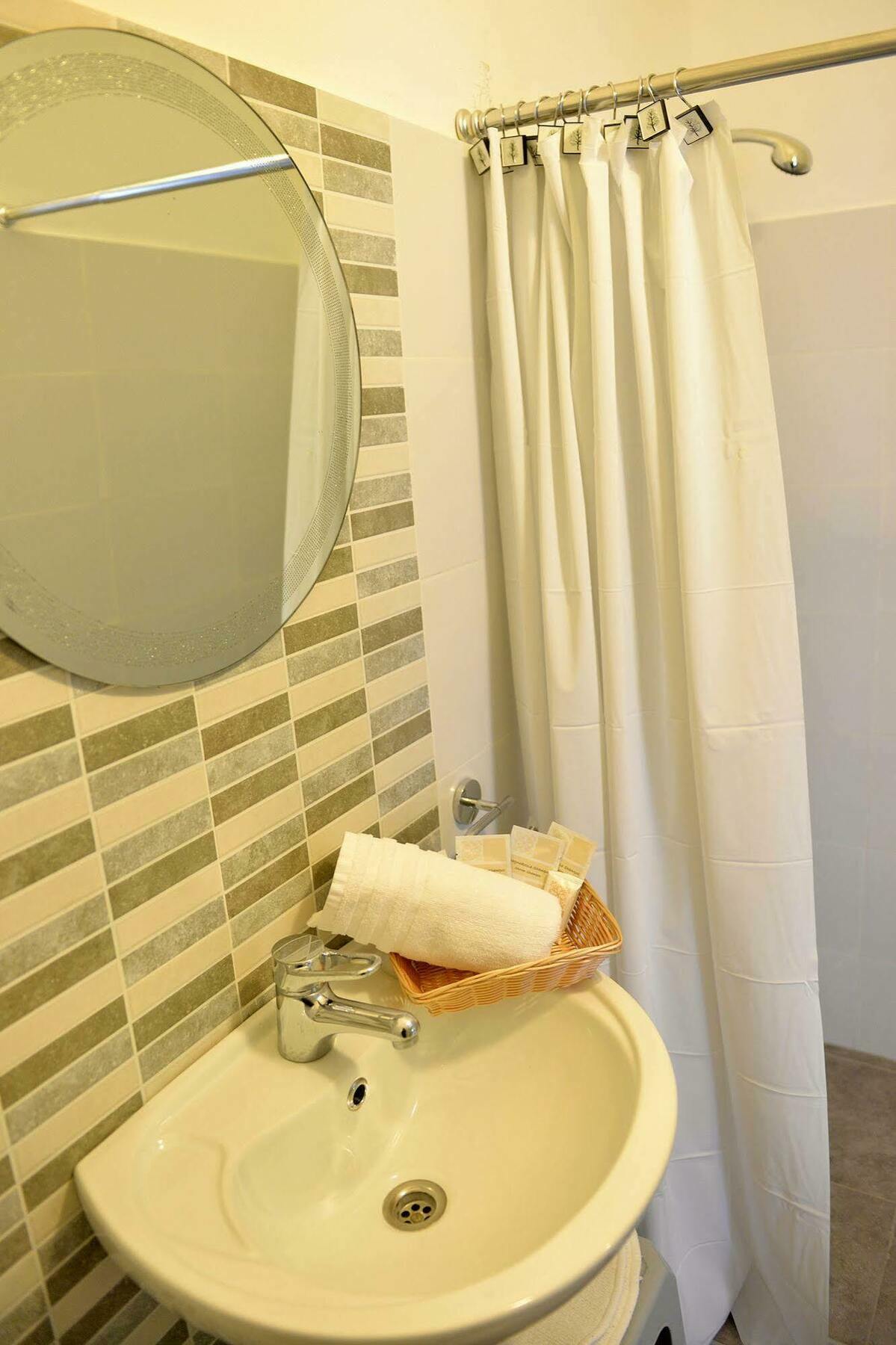 Sunstone Boutique Guest House Buġibba Dış mekan fotoğraf