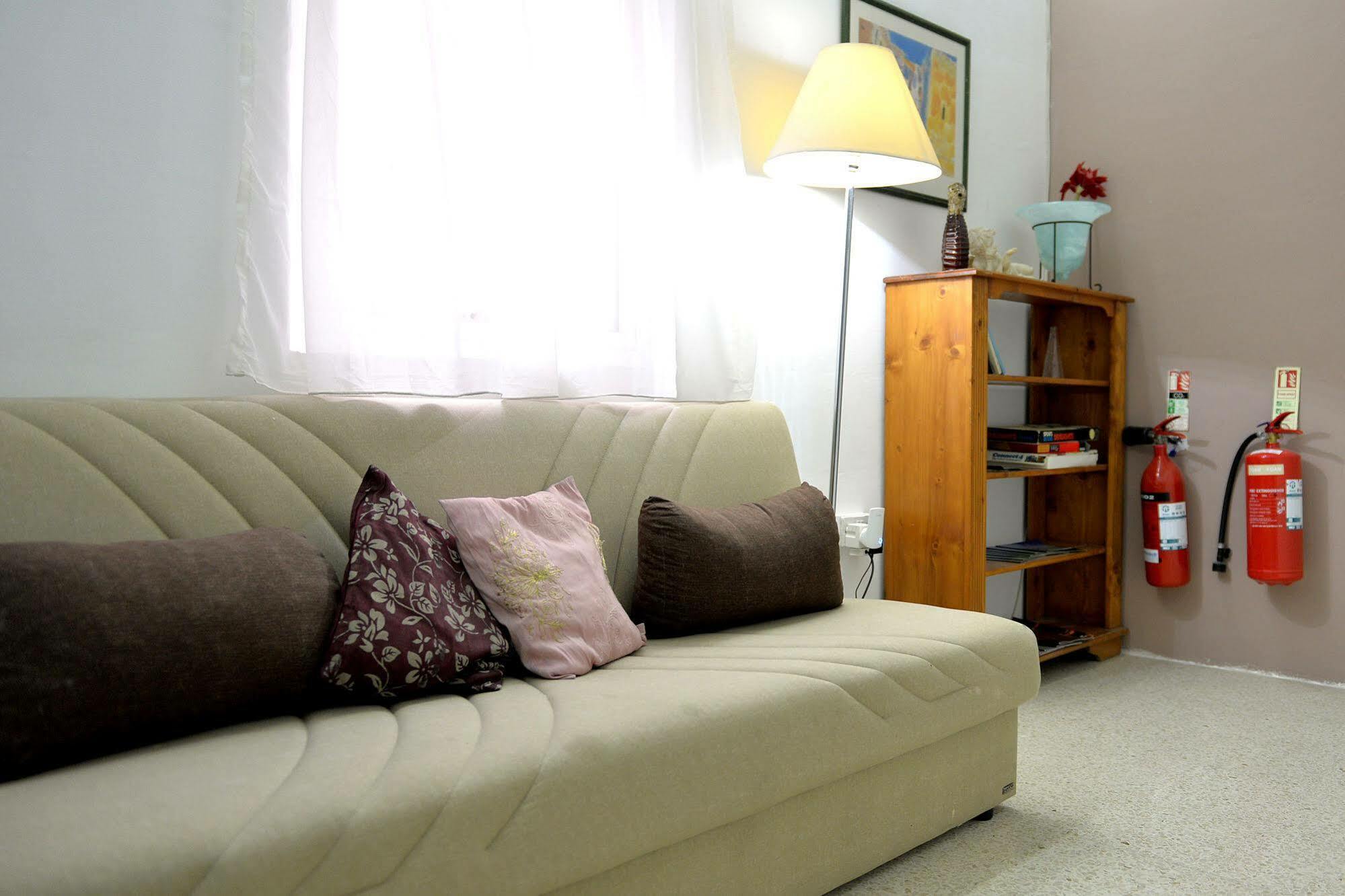 Sunstone Boutique Guest House Buġibba Dış mekan fotoğraf